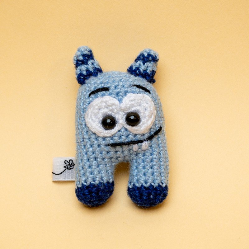 Monster blau